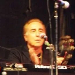 Kenny Laguna