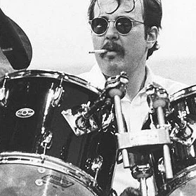 Bun E. Carlos