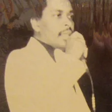 Earl Lewis