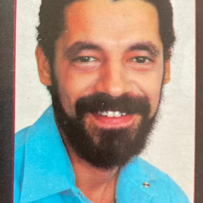 Mike Viñas
