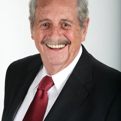 Jorge Lavat